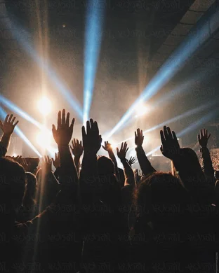 Drew And Ellie Holcomb