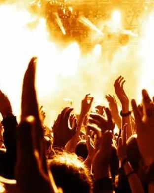 Live concert by Josiah Queen