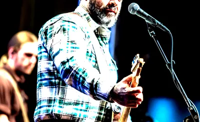 Aaron Lewis